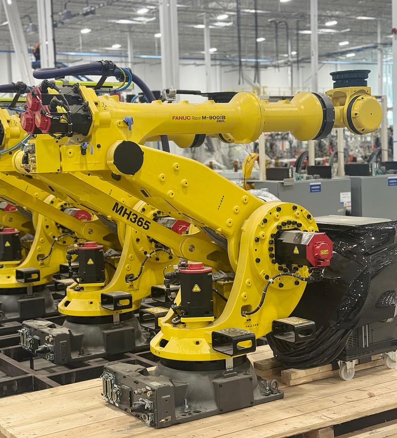 Used FANUC M-900iB/280L 6 AXIS ROBOT WITH R-30iB PLUS CONTROLLER