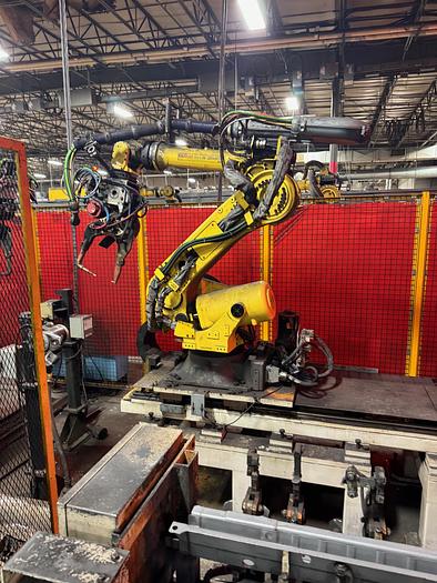 Used FANUC R-2000iC/165F ROBOT WITH R-30iB CONTROL ON 3 METER RTU