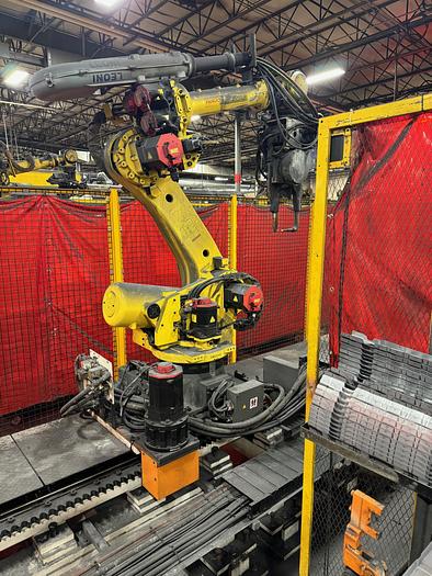 Used FANUC R-2000iC/165F ROBOT WITH R-30iB CONTROL ON 3 METER RTU