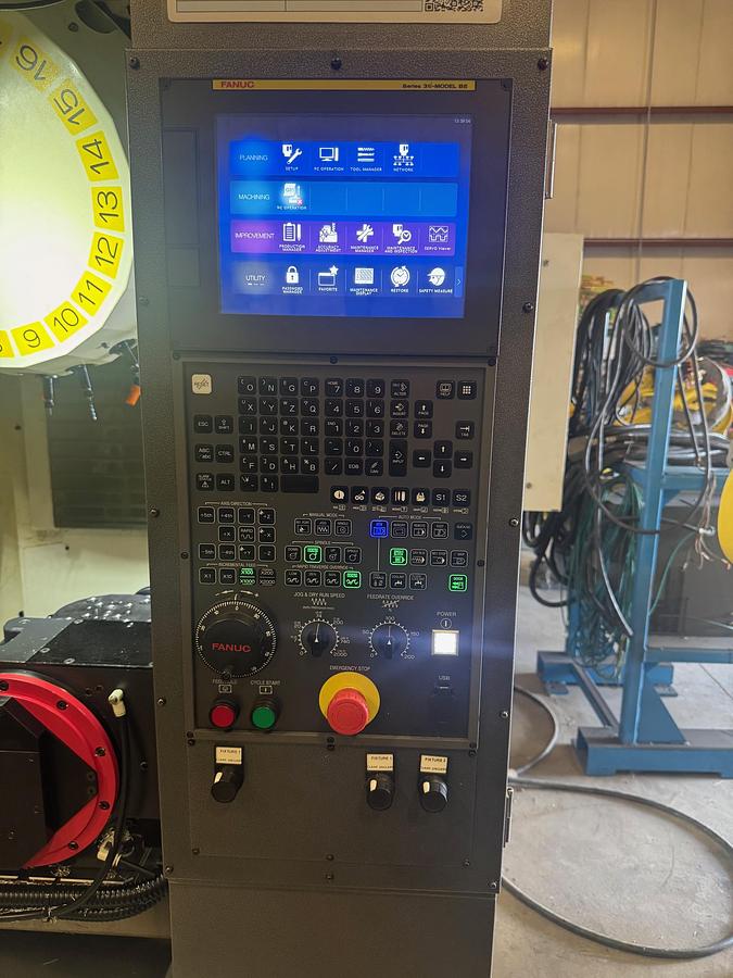 Used FANUC ROBODRILL ALPHA D21MiB-24-ADV WITH FANUC 31i-B5 CNC CONTROL & DUAL AXIS TRUNNION