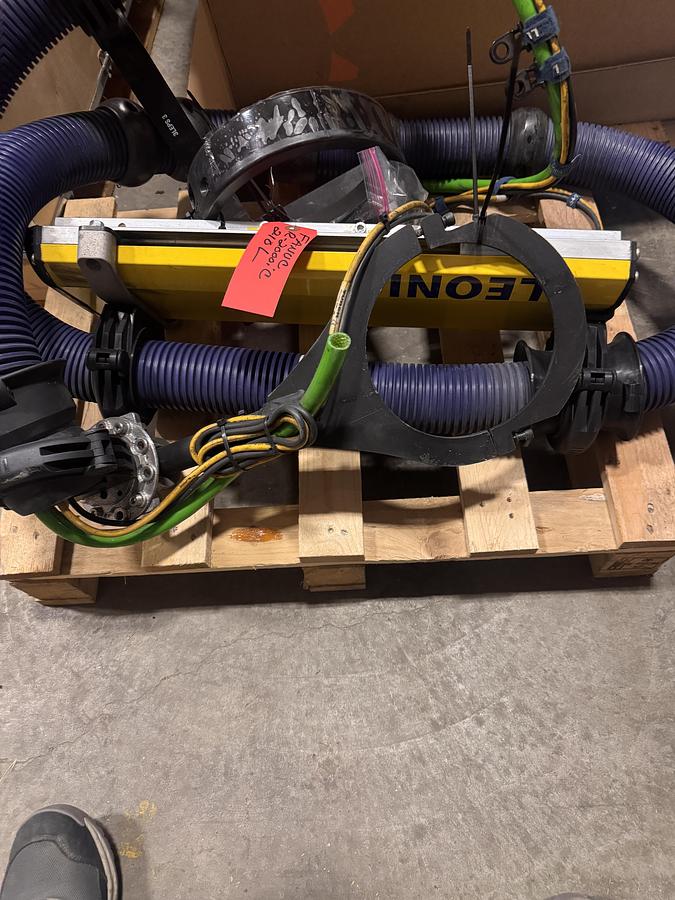 Used LEONI DRESS PACK PART NO. 01006FY. REMOVED FROM FANUC R-2000iC/210L ARM.