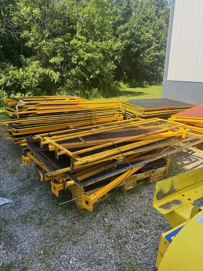 Used Assorted Fencing