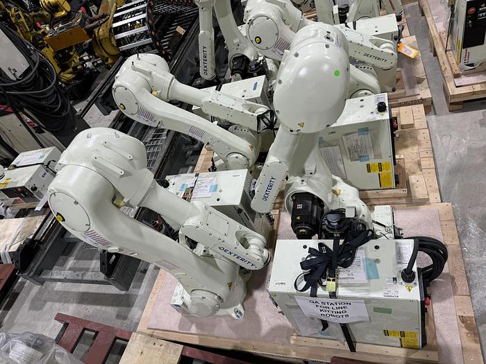 Used KAWASAKI RS020N 6 AXIS 20KG X 1725MM REACH ROBOTS WITH E01 CONTROLLERS AND CUBIC S