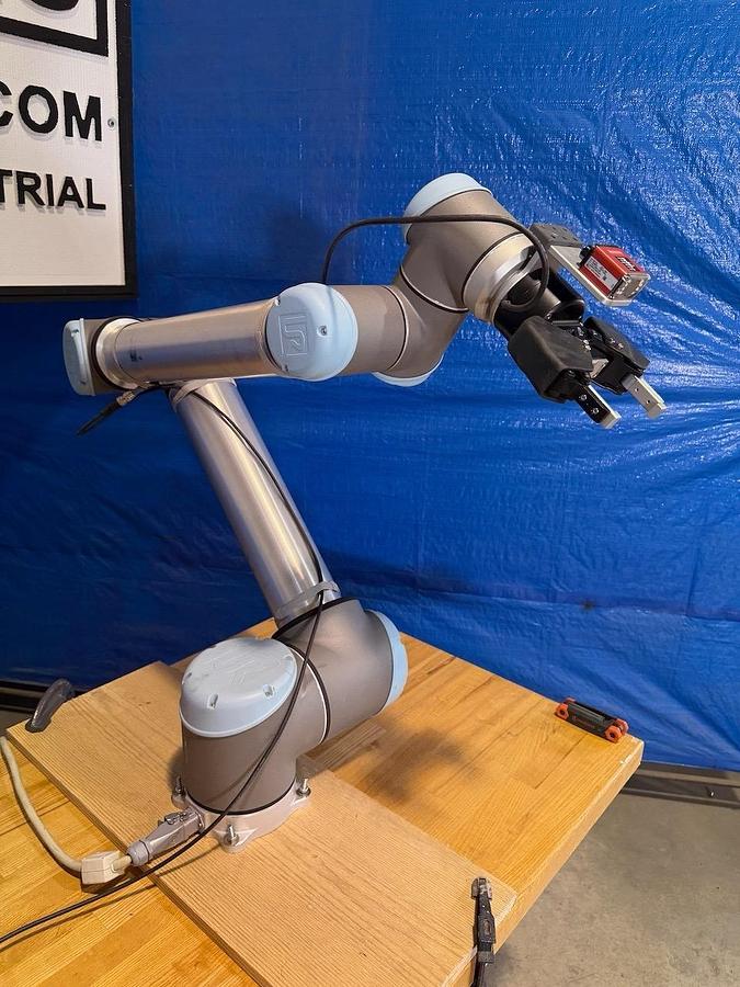 Used 2018 UNIVERSAL ROBOTICS UR10 #105467