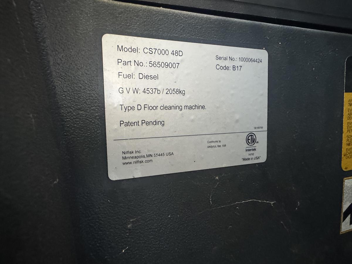 Used NAUTILUS HYBRID POWER BOSS CS7000 48D FLOOR SCRUBBER 2023
