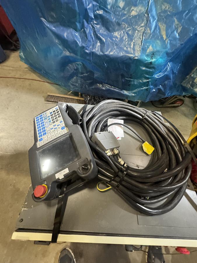 Used Fanuc M-20iA 6 Axis Industrial Robot With Fanuc R-30iB Plus Control