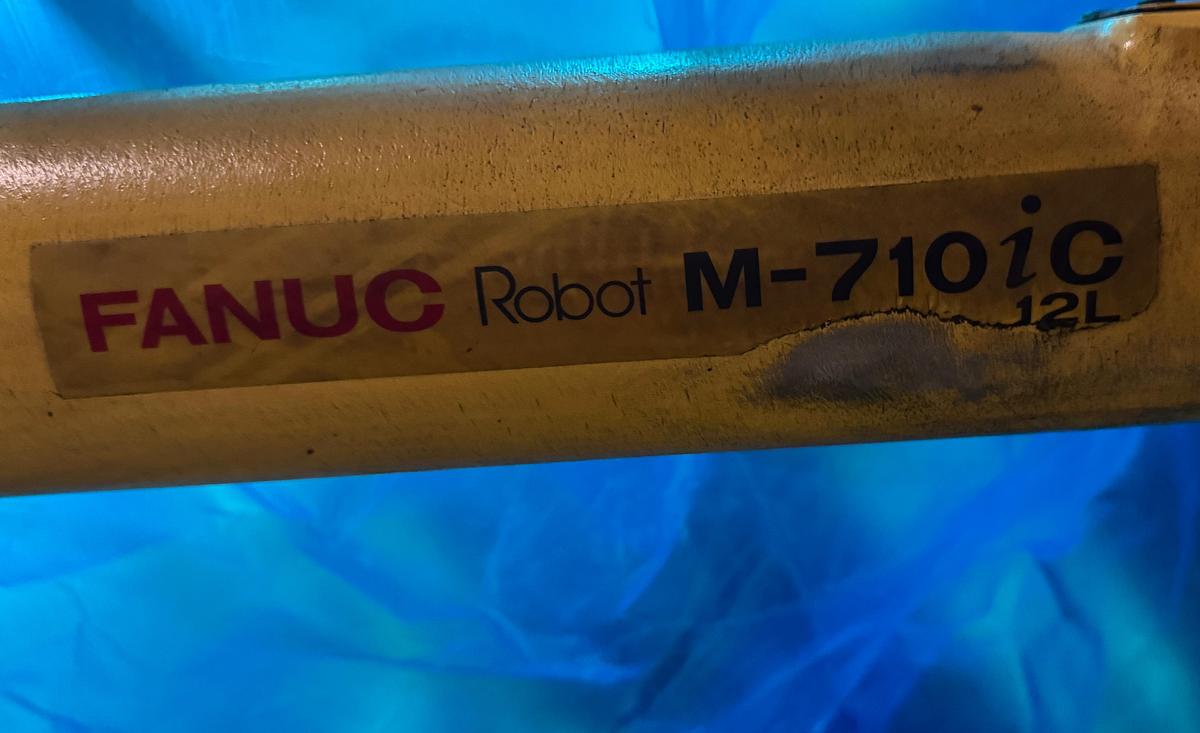Used Fanuc M-710iC/12L 6 Axis 3 Meter Reach Plasma Cutting Robot With R-30iB Plus Control