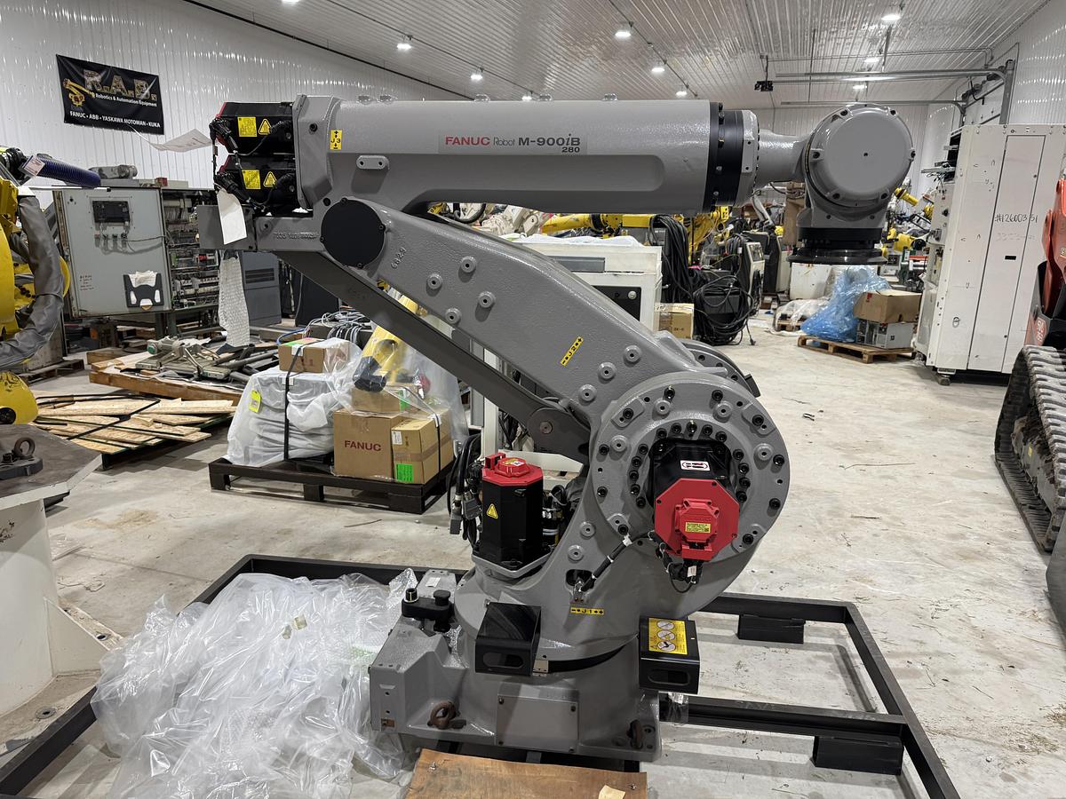 Used Used Fanuc M-900iB/280 6 Axis Industrial Robot With R-30iB Control
