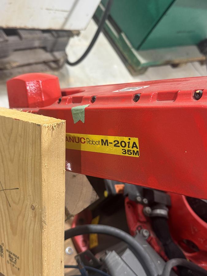 Used FANUC M-20iA/35M HIGH INERTIA 6 AXIS ROBOT R-30iB  35 KG X REACH 1,813 MM
