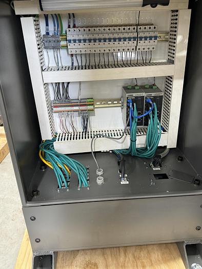 Used FANUC M-20iB/25 6 AXIS ROBOT WITH R-30iB PLUS CONTROLLER