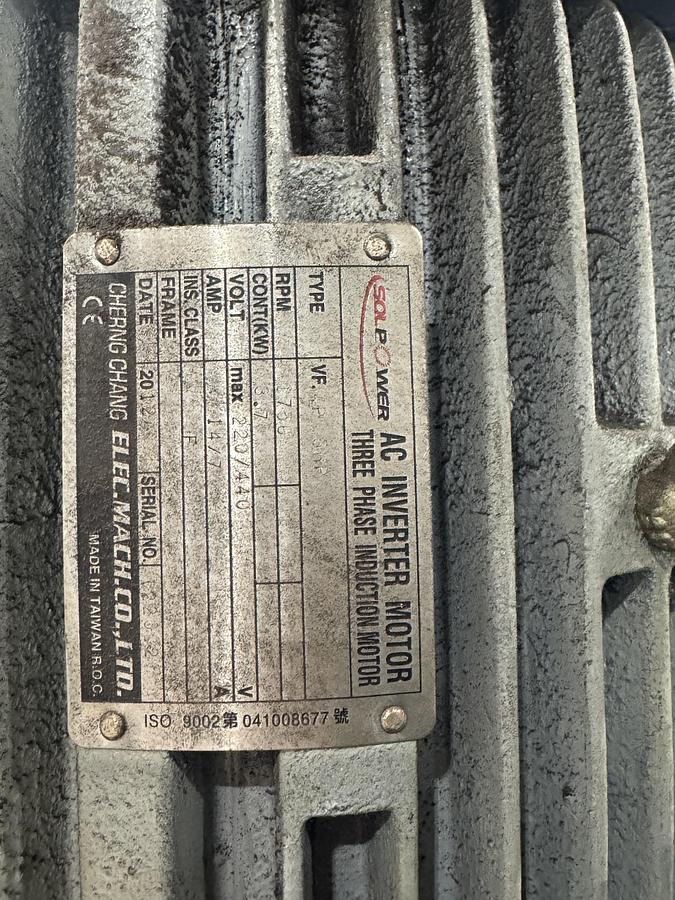 Used ACER BED-1054 PROGRAMMABLE VERTICAL MILL, 2013, TWO OWNER MACHINE