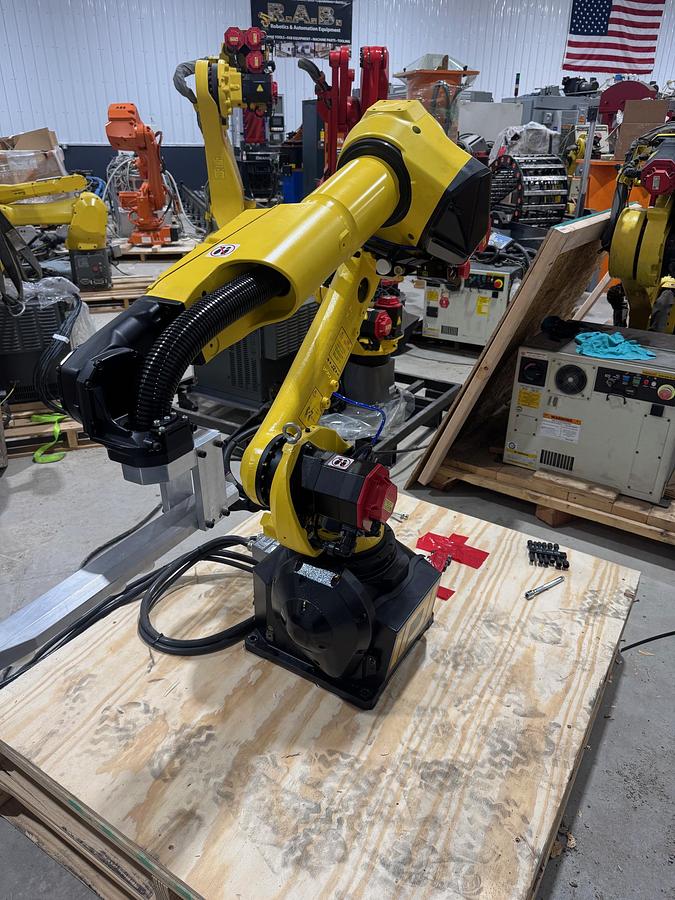 Used FANUC M-10iD/10L 6 AXIS ROBOT WITH R-30iB PLUS CONTROLLER, LIKE NEW