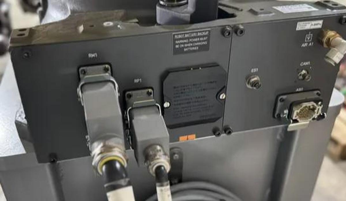 Used FANUC R-2000iC/165F 6 AXIS ROBOT WITH R-30iB PLUS CONTROLLER FOR SALE 