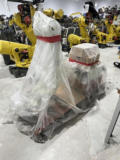 Kawasaki RS010L A 6 Axes Robot with Kawasaki E01 Controller, 10kg x 1925mm Reach, Never Used