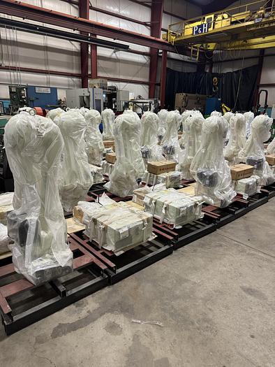 Used KAWASAKI RS020N 6 AXIS ROBOTS NEW NEVER USED WITH E01 CONTROLS & CUBIC S, MULTIPLE UNITS