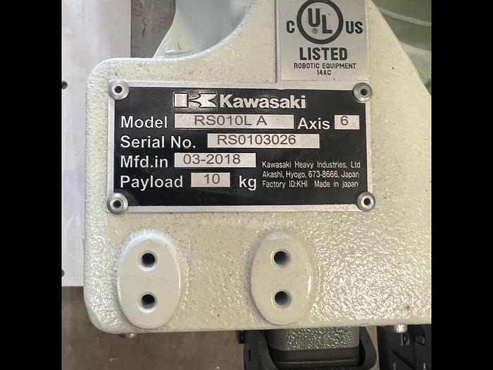 2018 KAWASAKI RS010L WITH E01 CONTROLLER, TEACH PENDANT, CABLES, TRANSFORMER, NEVER IN PRODUCTION