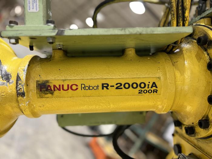 Used FANUC R2000iA/165R CNC 6 AXIS ROBOT W/RJ3IB CONTROL