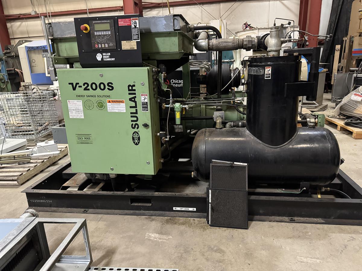 Used SULLAIR V-200S AIR COMPRESSOR 125 PSI 888 CFM CAPACITY