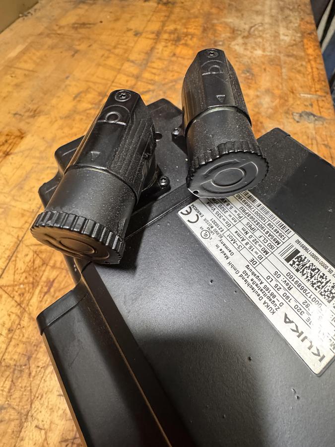 KUKA SERVO MOTOR MODEL: 320_190_25_L0 AN: 311082 KW: 5.8