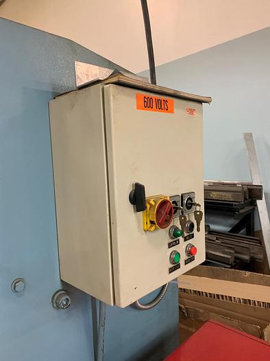 Used 24 TON X 4', DARBERT,  HYDRAULIC PRESS BRAKE