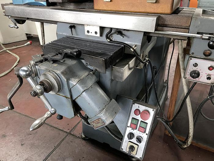 Buone Fresatrice a testa veloce KONDIA POWERMILL FV-1