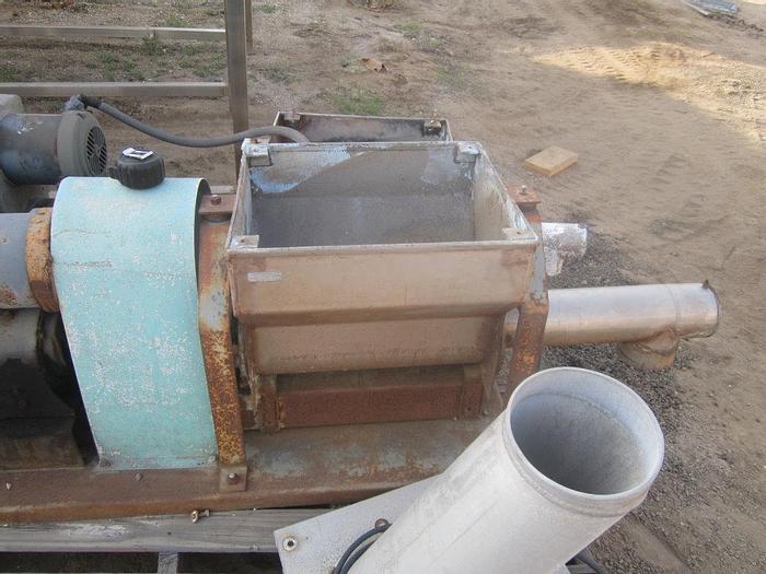 Used Feeder, Screw, 4-1/2" x 18", S/st, 3/4 HP, Hopper #S739607