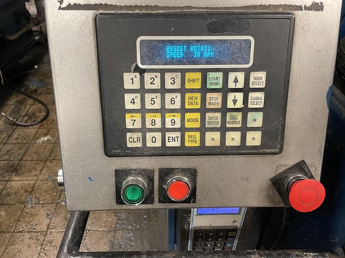 Used Ellis 900lb washer extractor