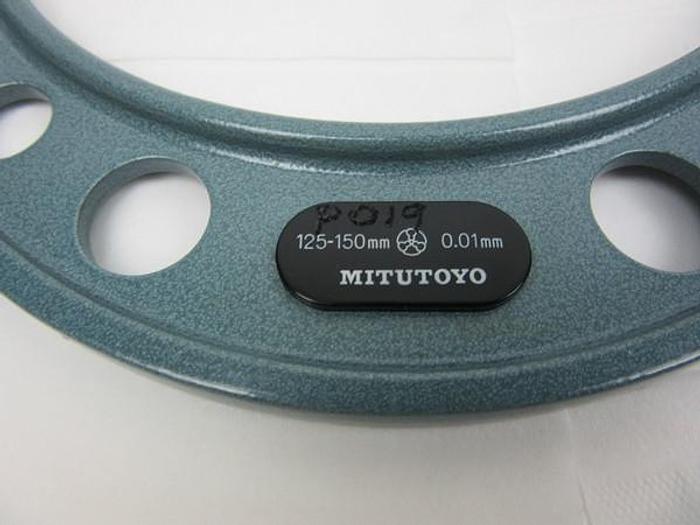 Used MITUTOYO-193-106-Digit-Outside-Micrometer-100-125-mm-01-mm-with-case