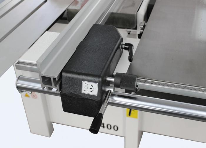 UNIVERSAL COMBINED SICAR MACODUELLE C400 CE