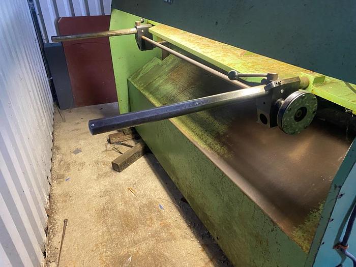 Used 1987 Guifil Mini 315 Mechanical Shears