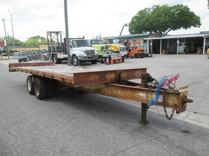 Used 1990 Crosley 22' 12 Ton Tilt Equipment Trailer