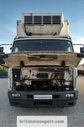 Used 2003 VOLVO FL 220 15 ton refrigerated truck