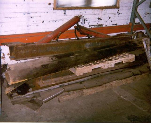 Used BLACK CLAWSON #13941