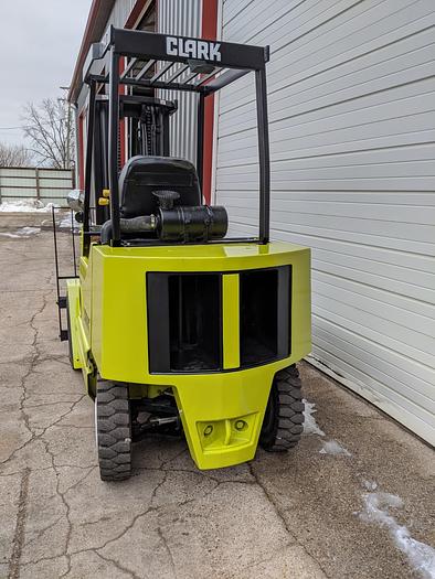 Used 1990 CLARK DPS25
