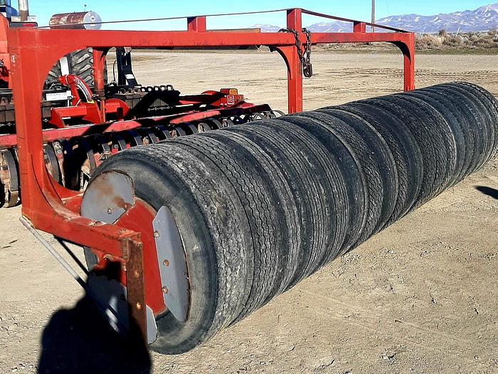Used 16' Rubber Tire Packer