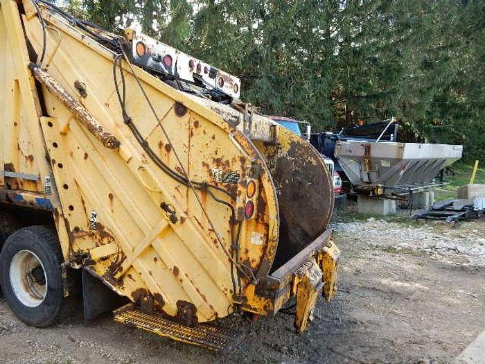 Used Leach 2R-III Rear Loader Tailgate