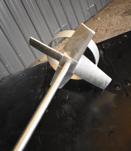 Used USED LIGHTNIN CLAMP-ON MIXER, 1.5 HP