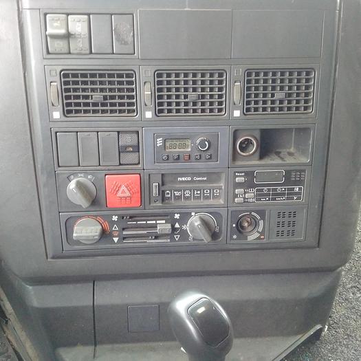 Usado 2001 IVECO Eurostar 440E43T tractor unit