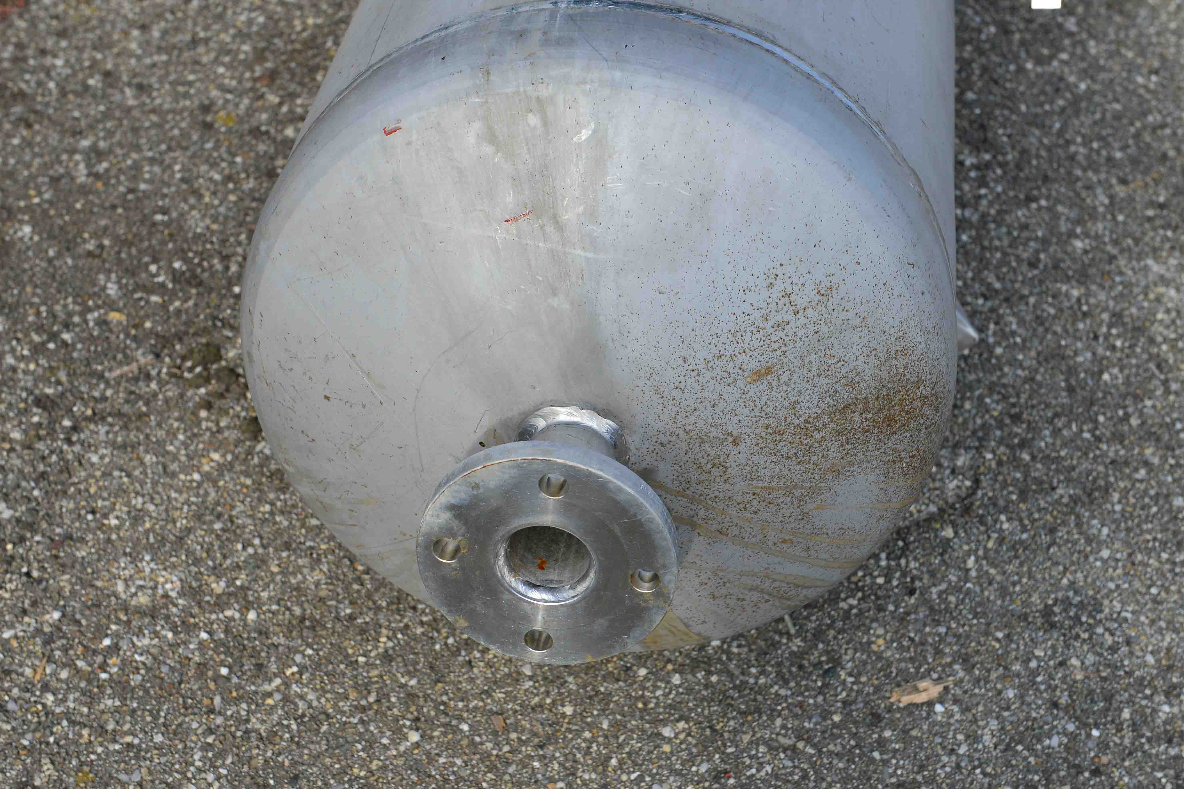 Used Serbatoio verticale da 237 litri