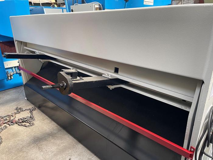 Usato CESOIA OMAG IDRAULICA 2500 X 3