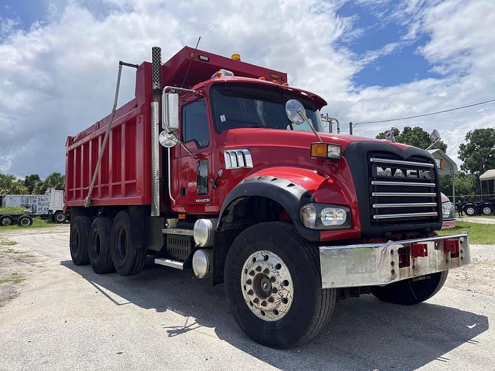 Used 2013 MACK GU173 Granite #5582