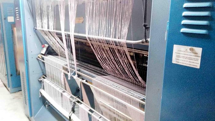 Usato No. 3 Macchina per maglia a jacquard Comez MJB 1600