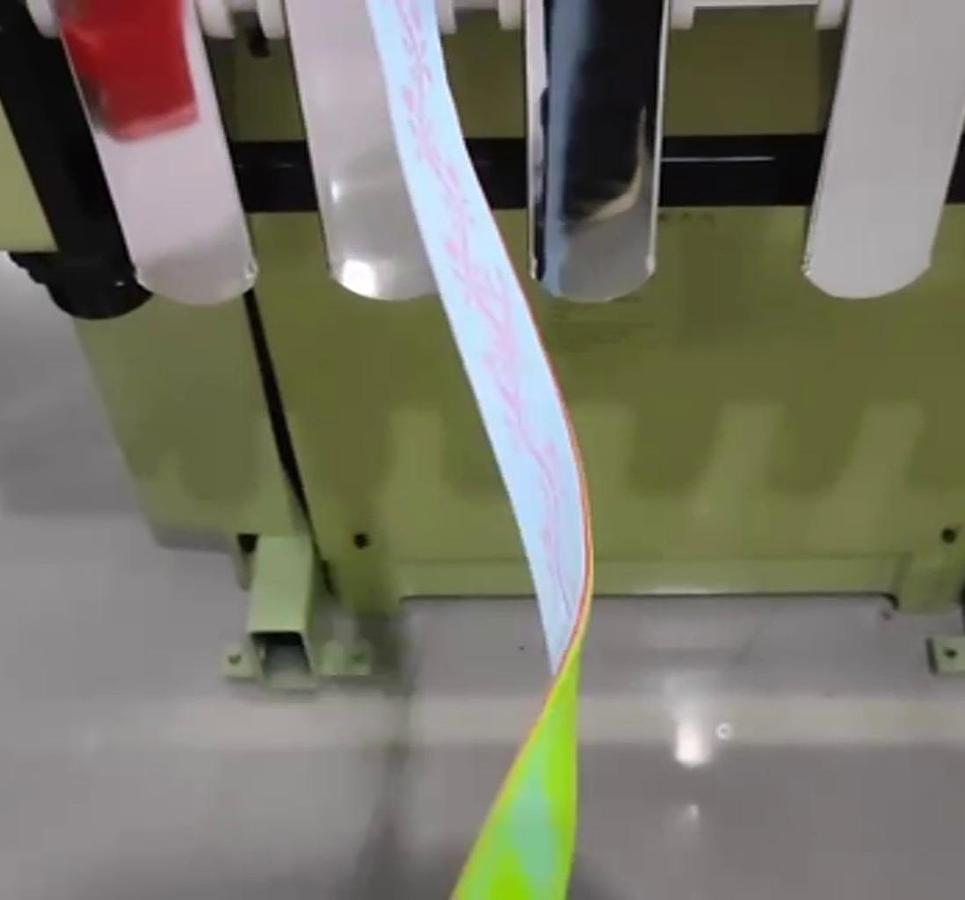 TELAIO JACQUARD PER NASTRI RIGIDI ED ELASTICI DOPPIO FILO DI TRAMA Serie YTB-CW