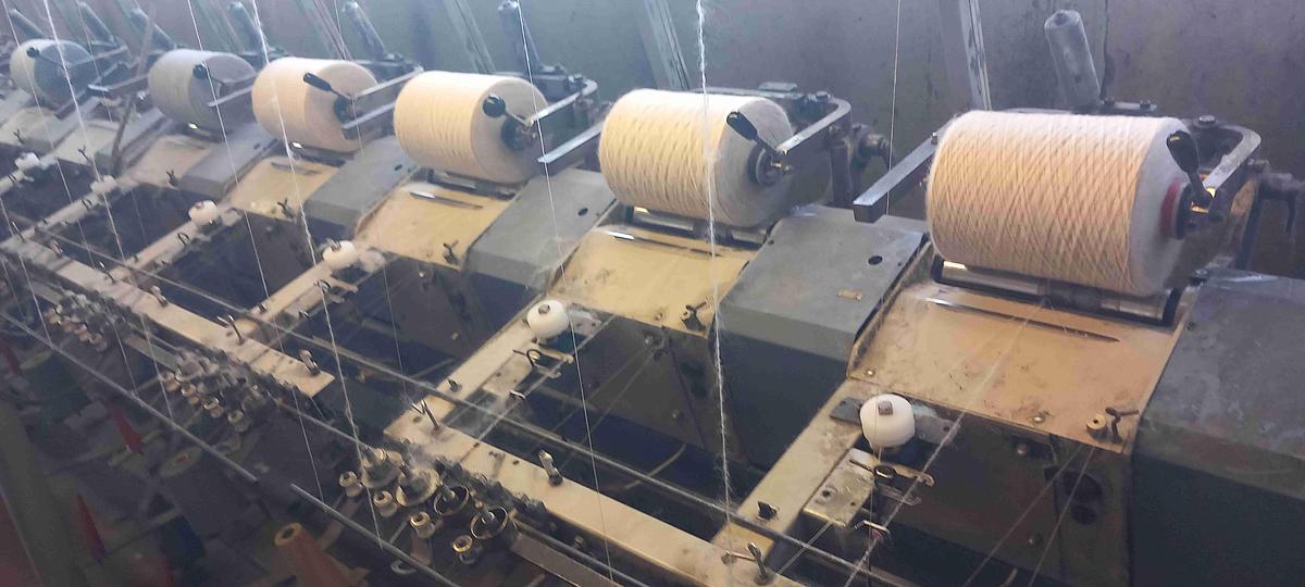 Usato Ref. 2.4.01.103 - No. 2 binatrici Corghi da 18 posizioni cadauna con Aspiratore Magitex