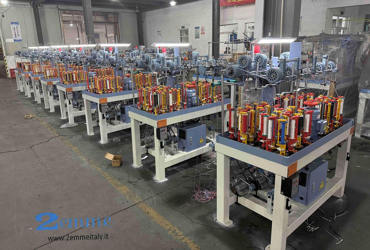 Trecciatrice marca YITAI mod. YTS 110-8-8