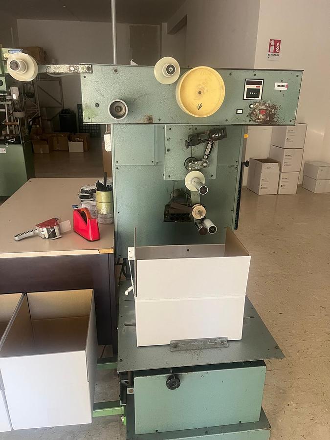 Usato Rif. 5.6.01.085 - Faldatrice Colombo Mikron 1 testa