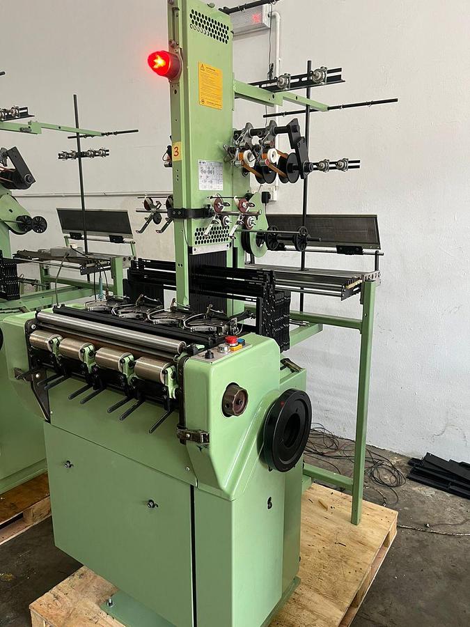 Ricondizionato Ref. 5.4.06.113 No. 6 Telai ad aghi Muller NF 53 4/66 anno 1996