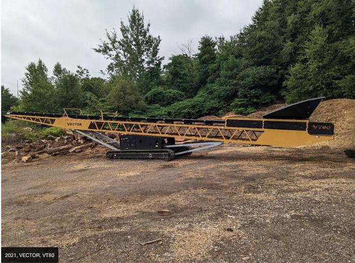 Used 2021 Vector 8042 stacker on tracks