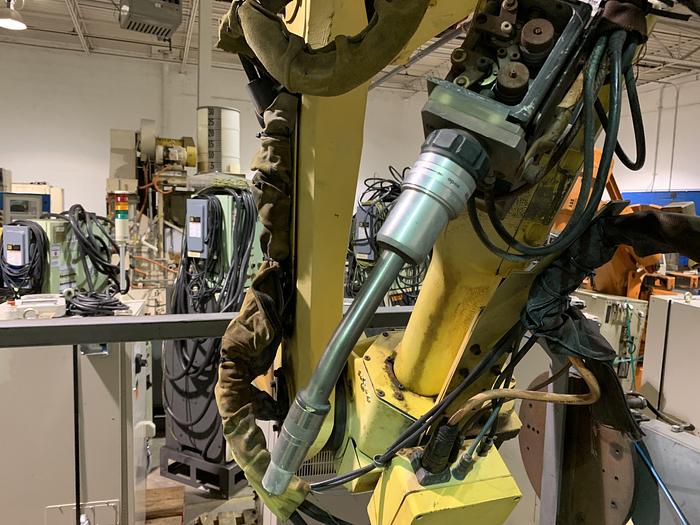 Used TEC WELD ROBOTIC DUAL TRUNION WELDING CELL WITH 2 FANUC ARCMATE 120iB'S