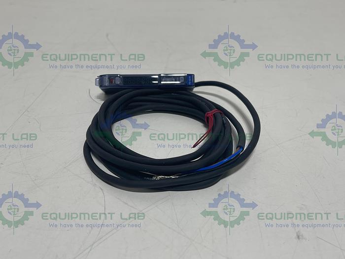 Keyence FS-V21R Photoelectric Sensor Amplifier